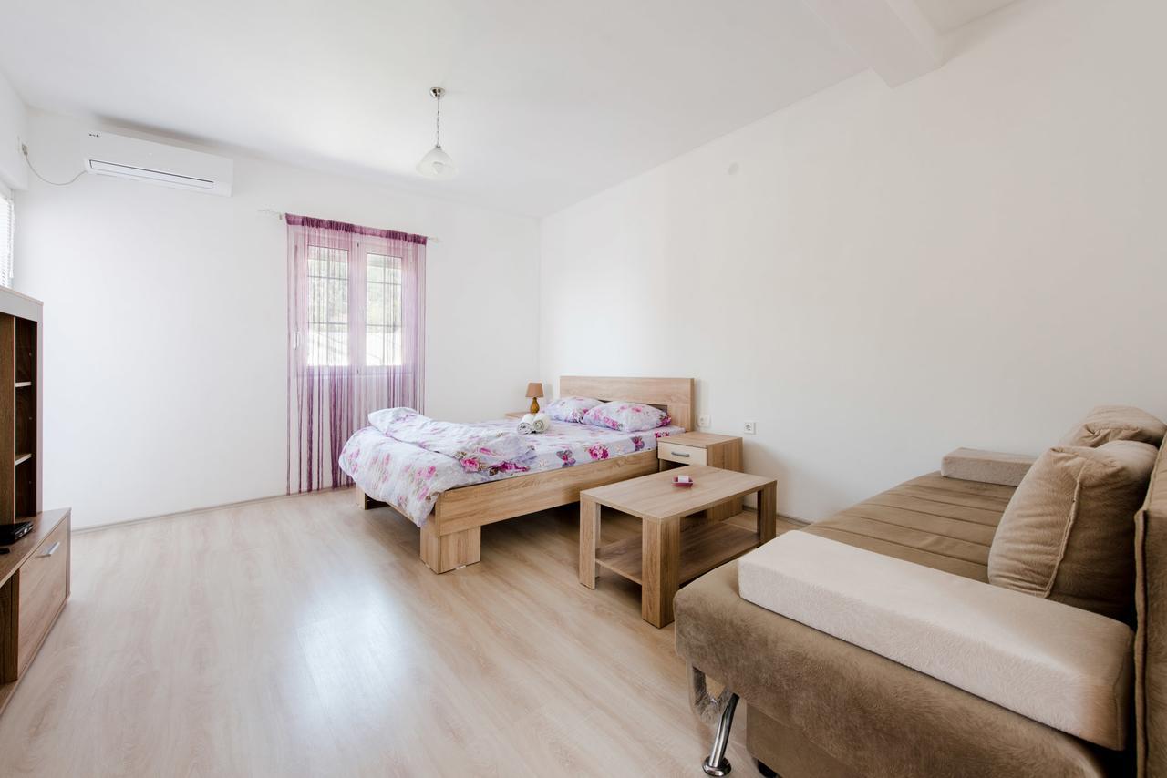 Guest House Vukmarkovic Сутоморе Екстер'єр фото