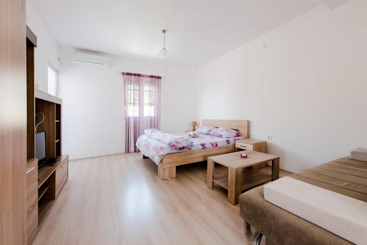 Guest House Vukmarkovic Сутоморе Екстер'єр фото