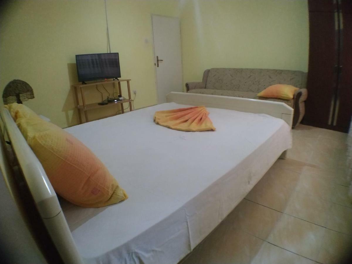 Guest House Vukmarkovic Сутоморе Екстер'єр фото